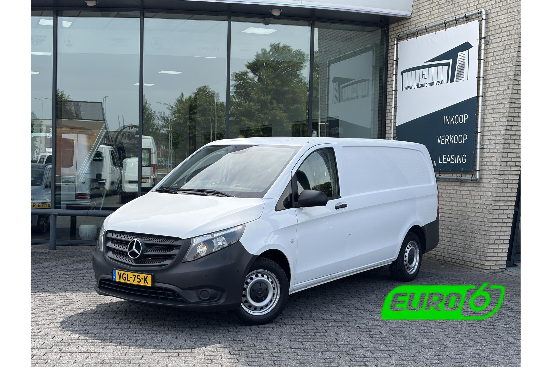 Mercedes-Benz Vito 114 CDI Lang*AUTOM*HAAK*CAM*CRUISE*NAVI*A/C*PDC*
